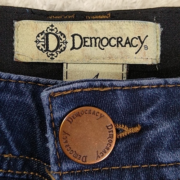 Democracy Ab Technology Jeans size 4 Distressed - Picture 10 of 16